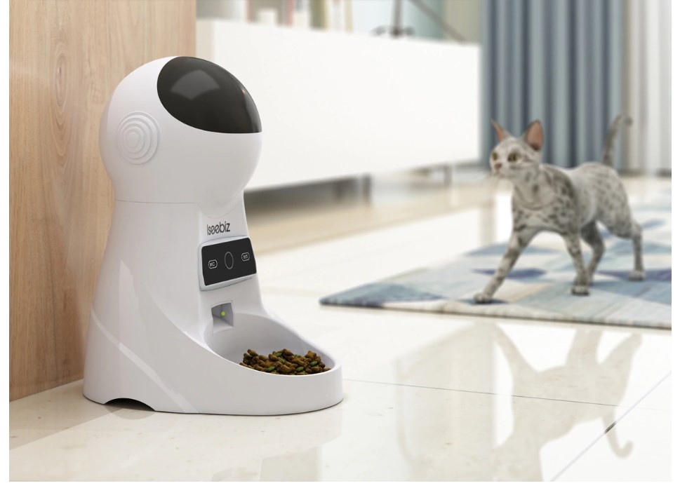 Automatic Pet Feeder with Voice Recording