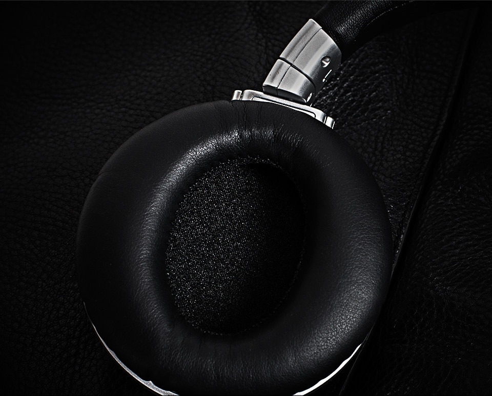 Active Noise Cancelling Wireless Headphones