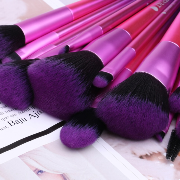 Hot Pink Multifunctional Makeup Brushes 15 pcs Set - Image 8