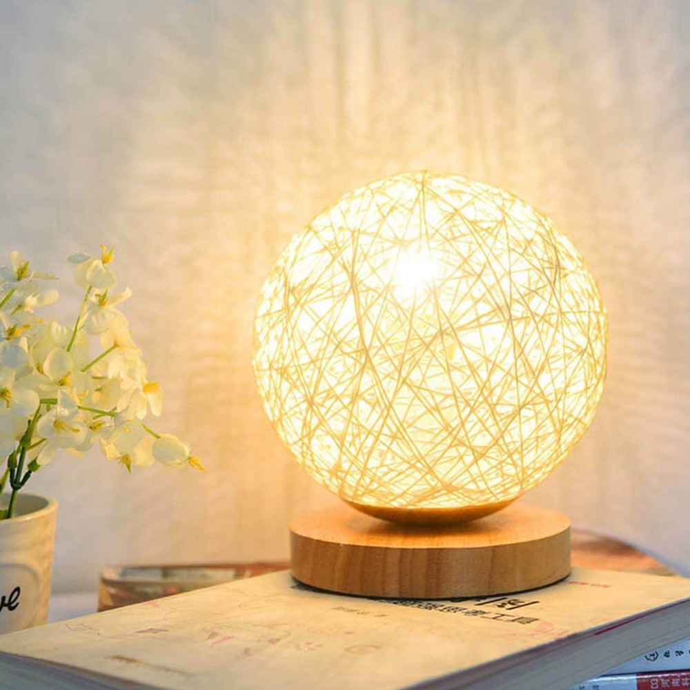 Home Moon Hand-Knitted Lamp