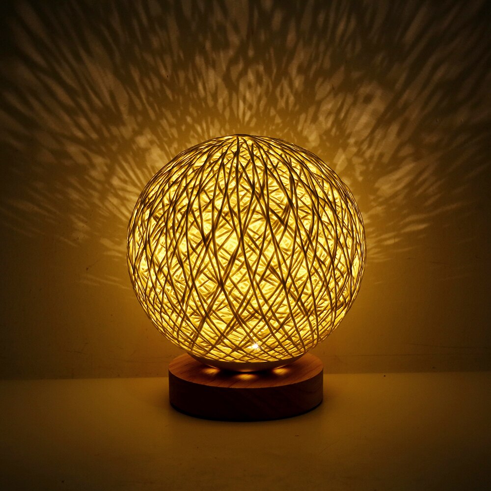 Home Moon Hand-Knitted Lamp