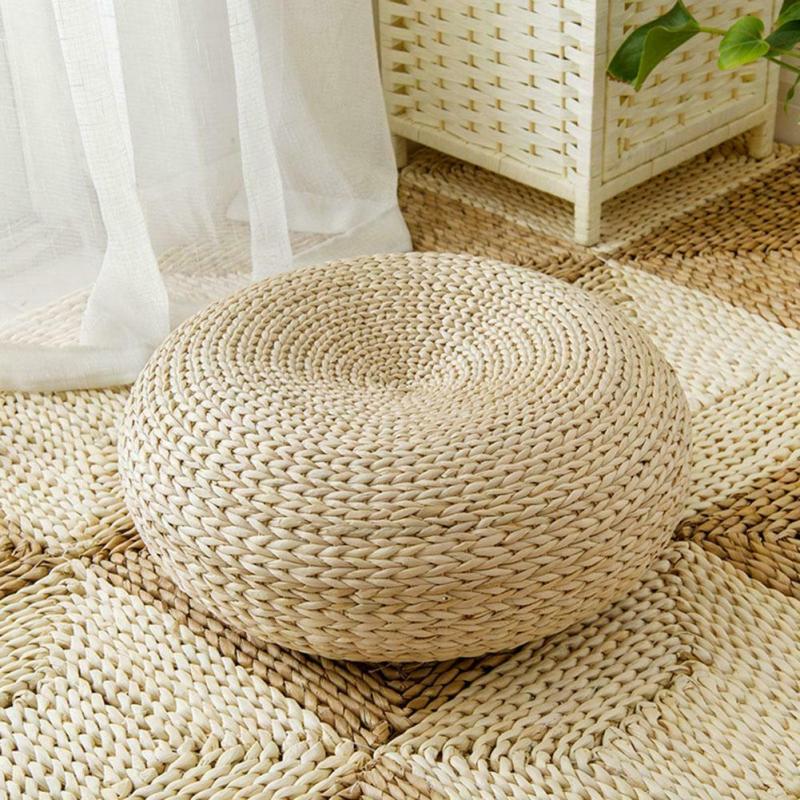 Straw Cushion in Round Shape