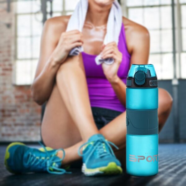 Portable Sport 700ml Water Bottle - Image 5