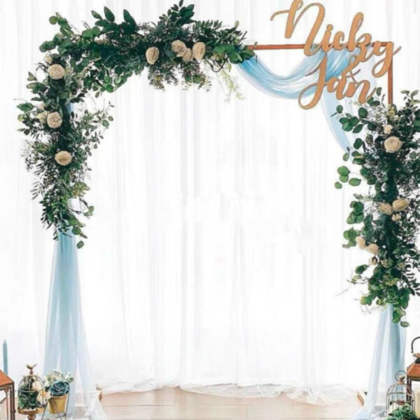 Wedding Stage for Decorating Flowers