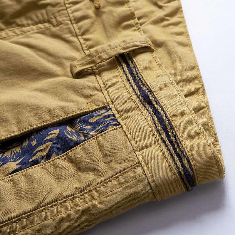 Men's Floral Print Detail Cargo Shorts