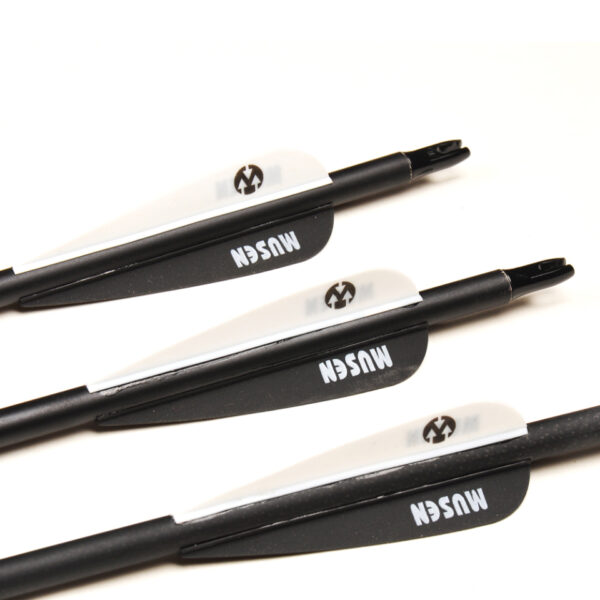 Hunting Black And White Color Carbon Arrows - Image 5