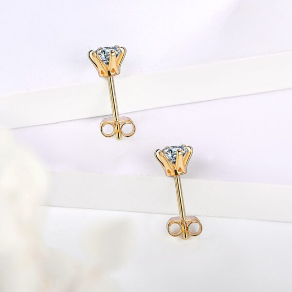 Women's 18K Gold 0.5-1 Carat D Color Moissanite Earrings - Image 5